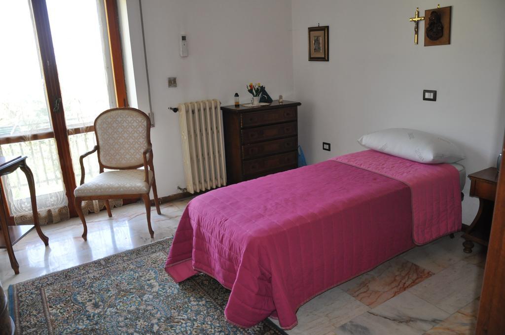 B&B La Palombara Giuliano di Roma ภายนอก รูปภาพ